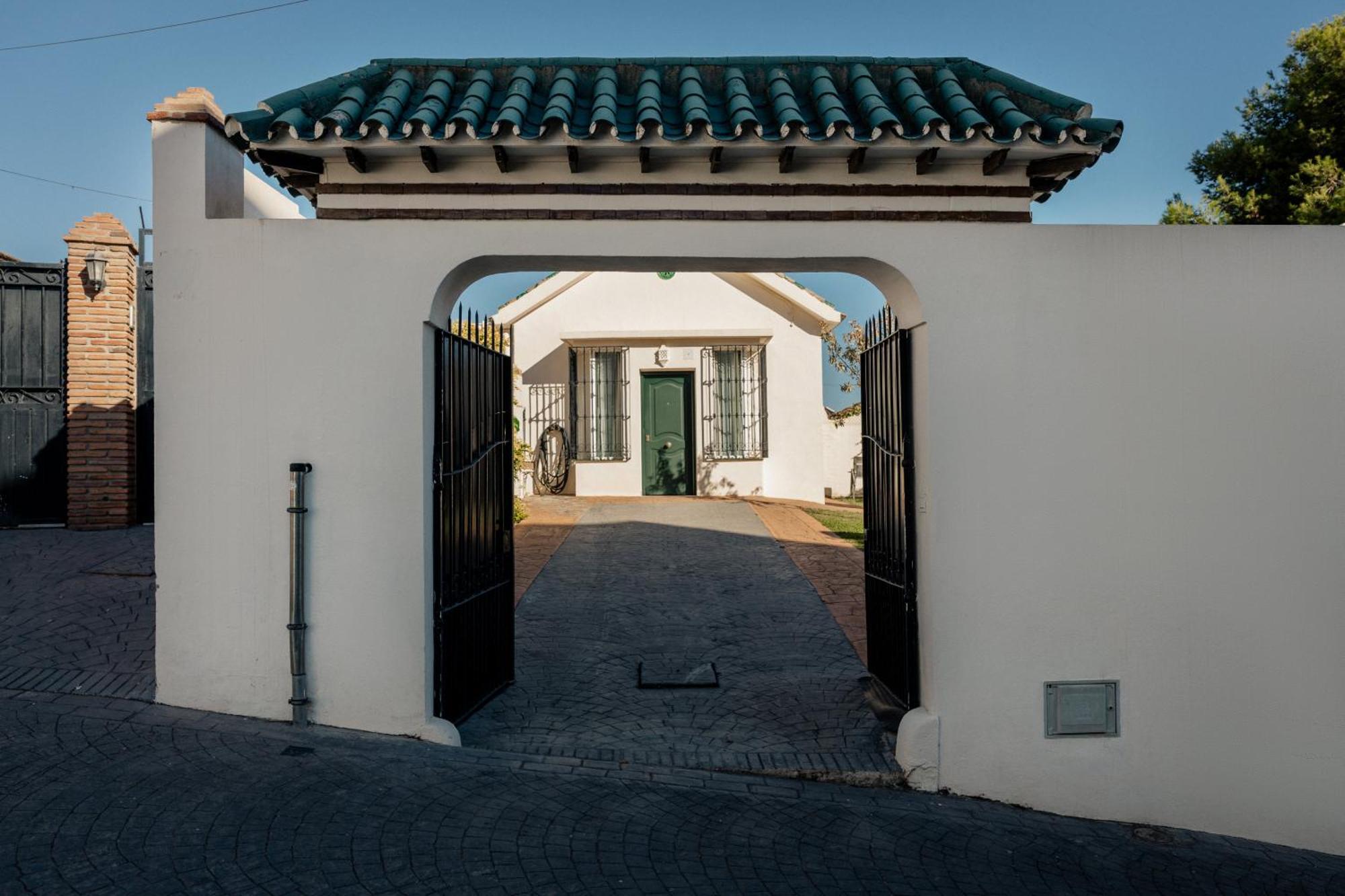Hébergement de vacances Agradable Casa Con Jardin Privado